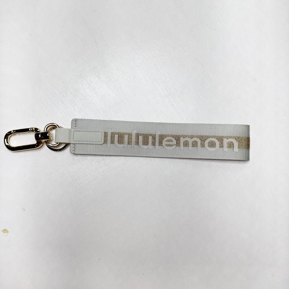 LULULEMON Never Lost Keychain